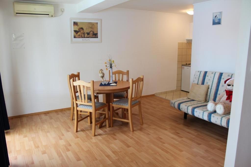 Apartments Lozica Дубровник Экстерьер фото